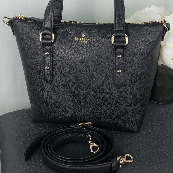 kate spade Handbags - 💥SALE💥HOST PICK💕KATE SPADE SATCHEL
